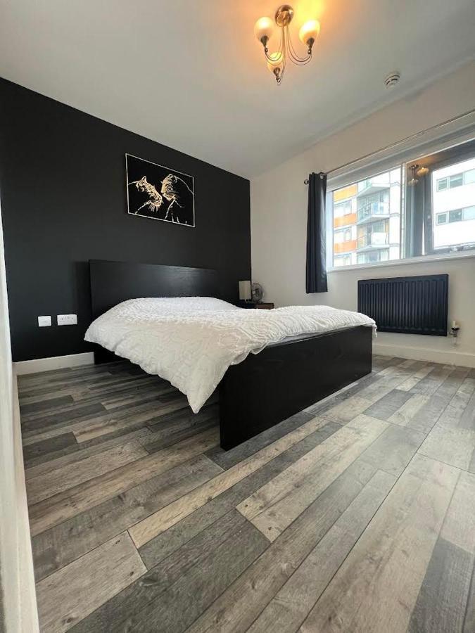 The Blackwall Tower London Exterior photo